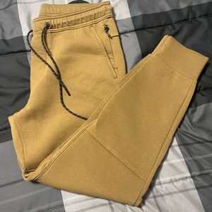 American Eagle Joggers (M)